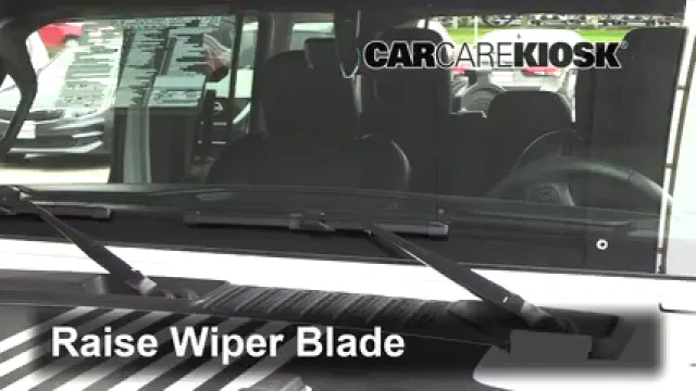 2018 Jeep Wrangler Unlimited Sport 3.6L V6 Windshield Wiper Blade (Front) Replace Wiper Blades